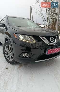 Внедорожник / Кроссовер Nissan Rogue 2015 в Киеве