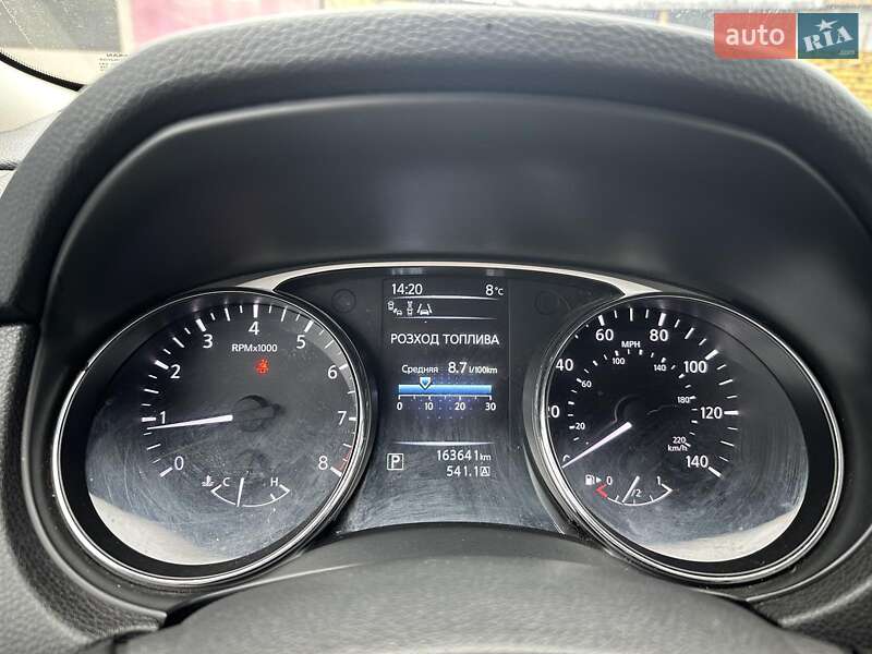 Внедорожник / Кроссовер Nissan Rogue 2014 в Запорожье