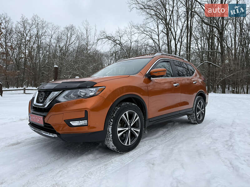 Внедорожник / Кроссовер Nissan Rogue 2019 в Фастове