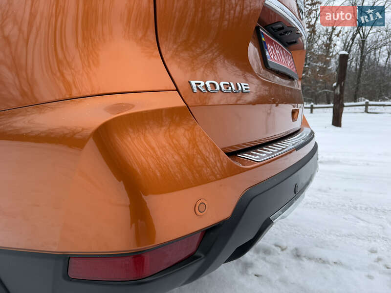 Внедорожник / Кроссовер Nissan Rogue 2019 в Фастове