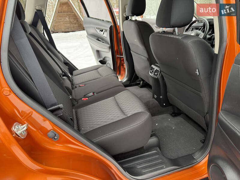 Внедорожник / Кроссовер Nissan Rogue 2019 в Фастове