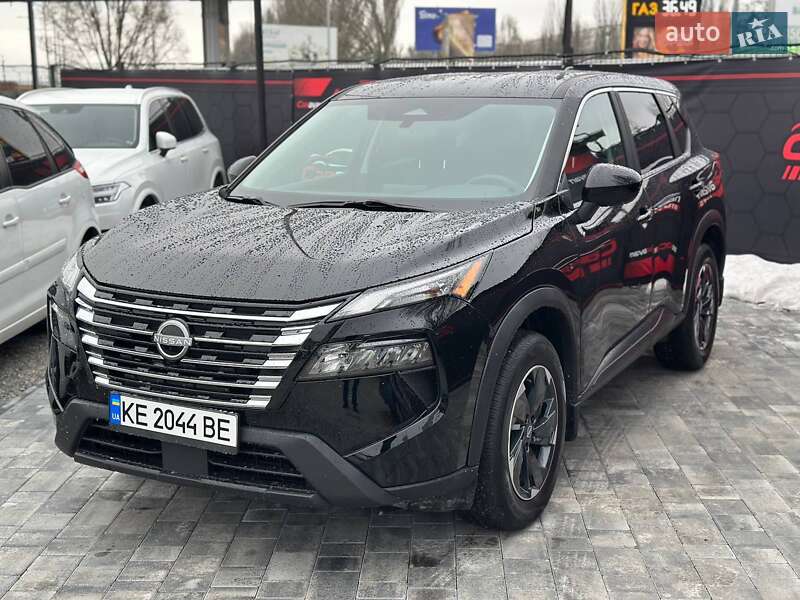 Внедорожник / Кроссовер Nissan Rogue 2024 в Днепре