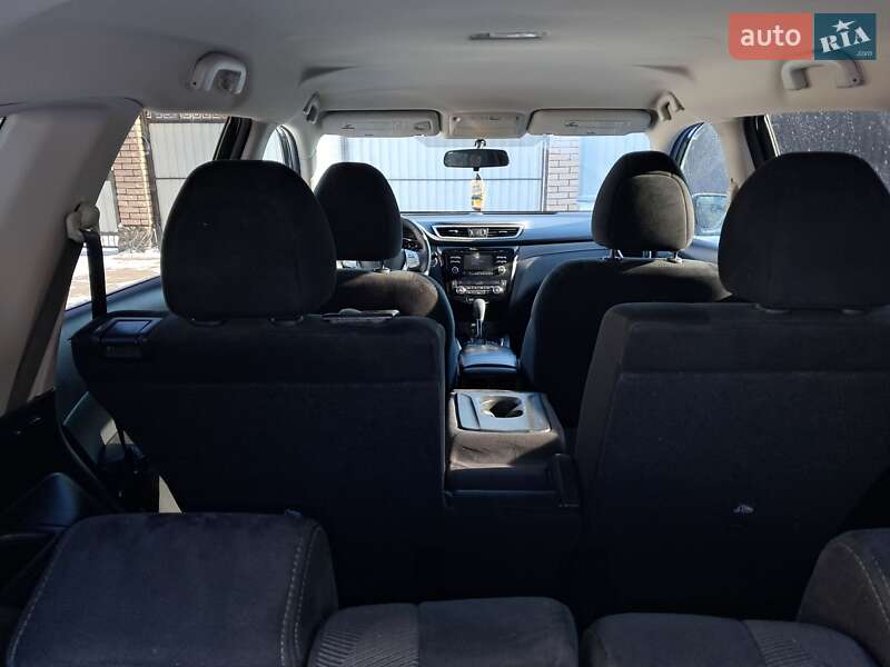Внедорожник / Кроссовер Nissan Rogue 2015 в Виннице