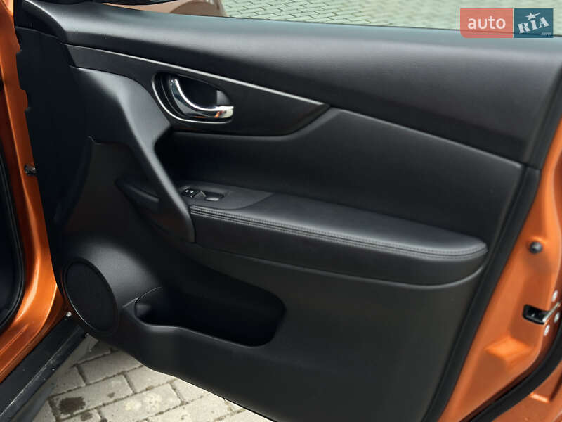 Внедорожник / Кроссовер Nissan Rogue 2017 в Ужгороде фото 27 Внедорожник / Кроссовер Nissan Rogue 2017 в Ужгороде