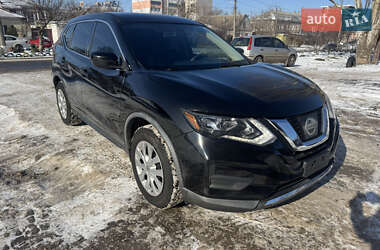 Внедорожник / Кроссовер Nissan Rogue 2017 в Николаеве