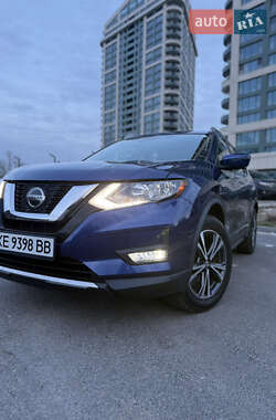 Внедорожник / Кроссовер Nissan Rogue 2019 в Днепре