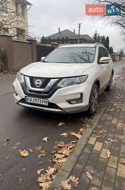 Внедорожник / Кроссовер Nissan Rogue 2019 в Киеве