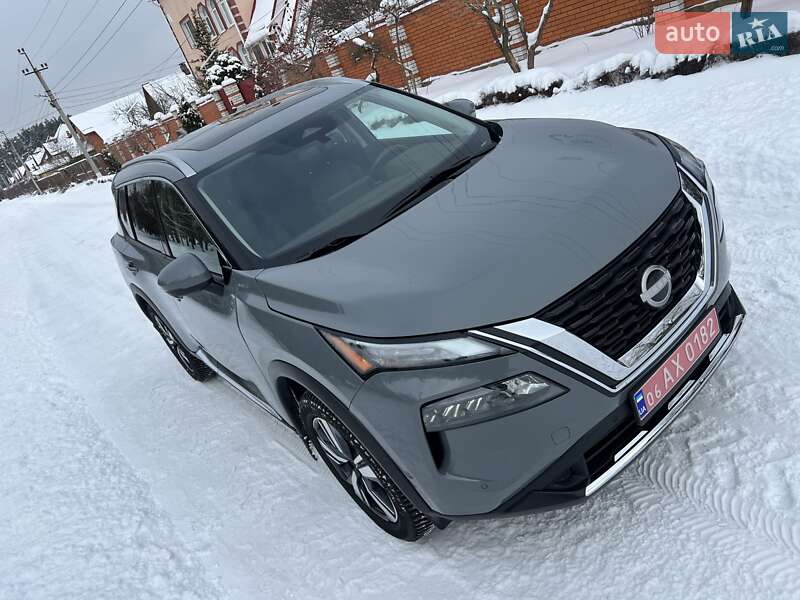 Внедорожник / Кроссовер Nissan Rogue 2023 в Киеве