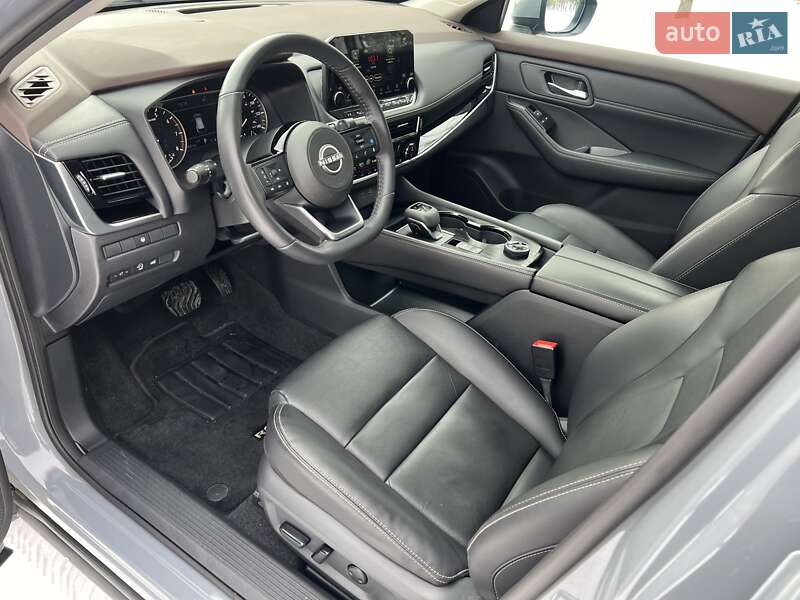 Внедорожник / Кроссовер Nissan Rogue 2023 в Киеве