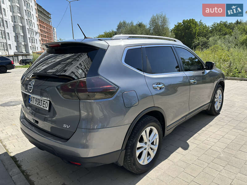 Внедорожник / Кроссовер Nissan Rogue 2016 в Ивано-Франковске