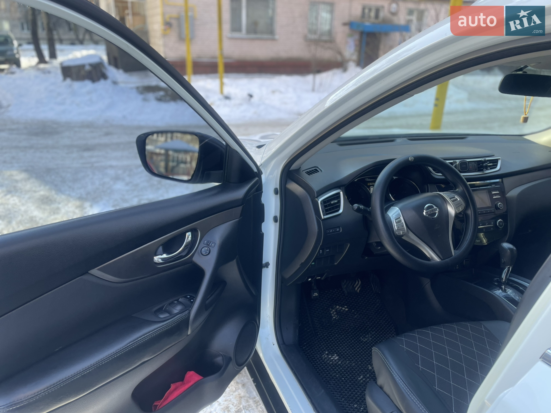 2015 Nissan Rogue - мініатюра 12