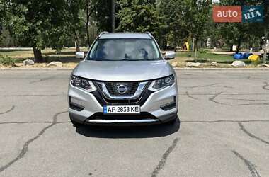 Внедорожник / Кроссовер Nissan Rogue 2017 в Киеве