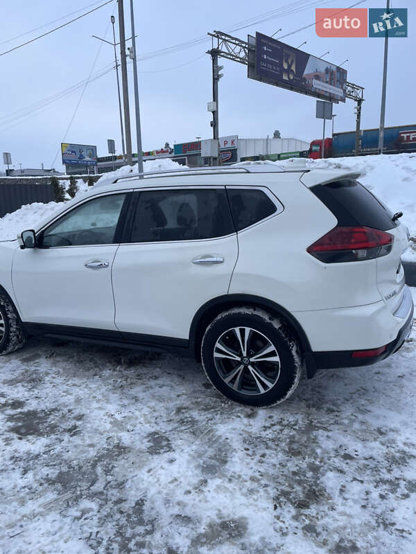 Внедорожник / Кроссовер Nissan Rogue 2019 в Киеве