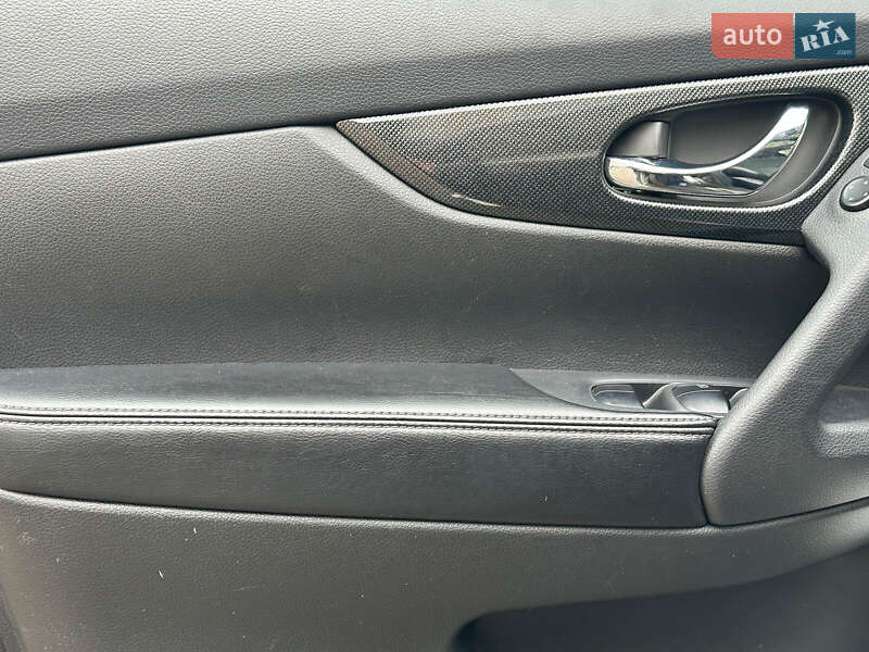 Внедорожник / Кроссовер Nissan Rogue 2014 в Одессе