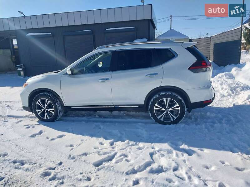 Внедорожник / Кроссовер Nissan Rogue 2018 в Киеве фото 7 Внедорожник / Кроссовер Nissan Rogue 2018 в Киеве