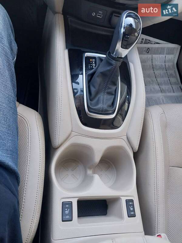 Внедорожник / Кроссовер Nissan Rogue 2018 в Киеве фото 13 Внедорожник / Кроссовер Nissan Rogue 2018 в Киеве