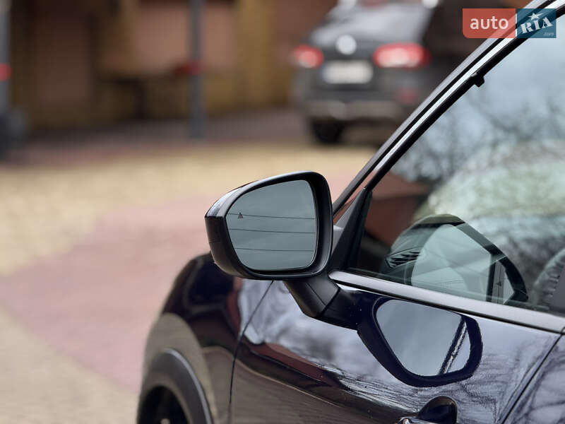 Внедорожник / Кроссовер Nissan Rogue 2024 в Мукачево