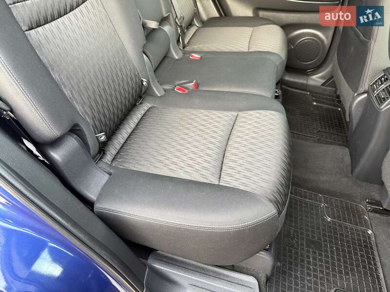 Внедорожник / Кроссовер Nissan Rogue 2019 в Кропивницком