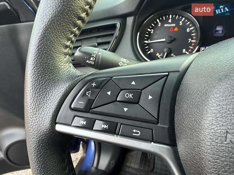 Внедорожник / Кроссовер Nissan Rogue 2019 в Кропивницком