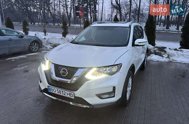 Позашляховик / Кросовер Nissan Rogue 2017 в Тернополі