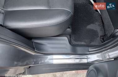 Внедорожник / Кроссовер Nissan Rogue 2016 в Ивано-Франковске