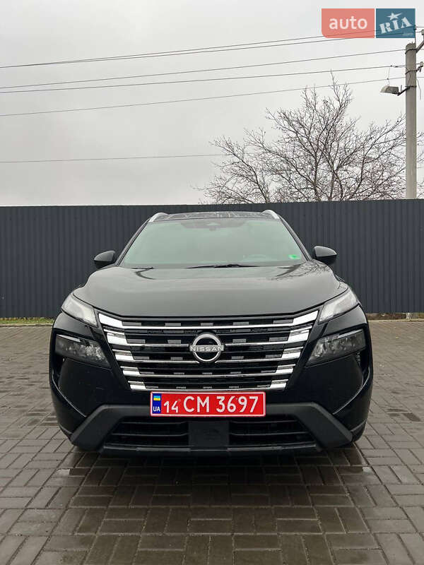 Внедорожник / Кроссовер Nissan Rogue 2025 в Черкассах