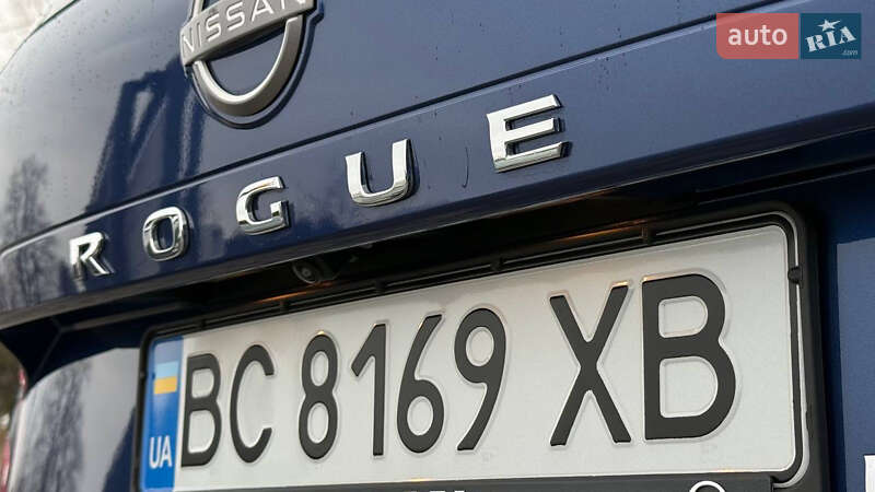 Внедорожник / Кроссовер Nissan Rogue 2023 в Дрогобыче