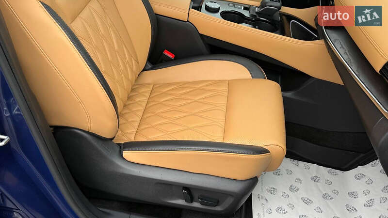 Внедорожник / Кроссовер Nissan Rogue 2023 в Дрогобыче