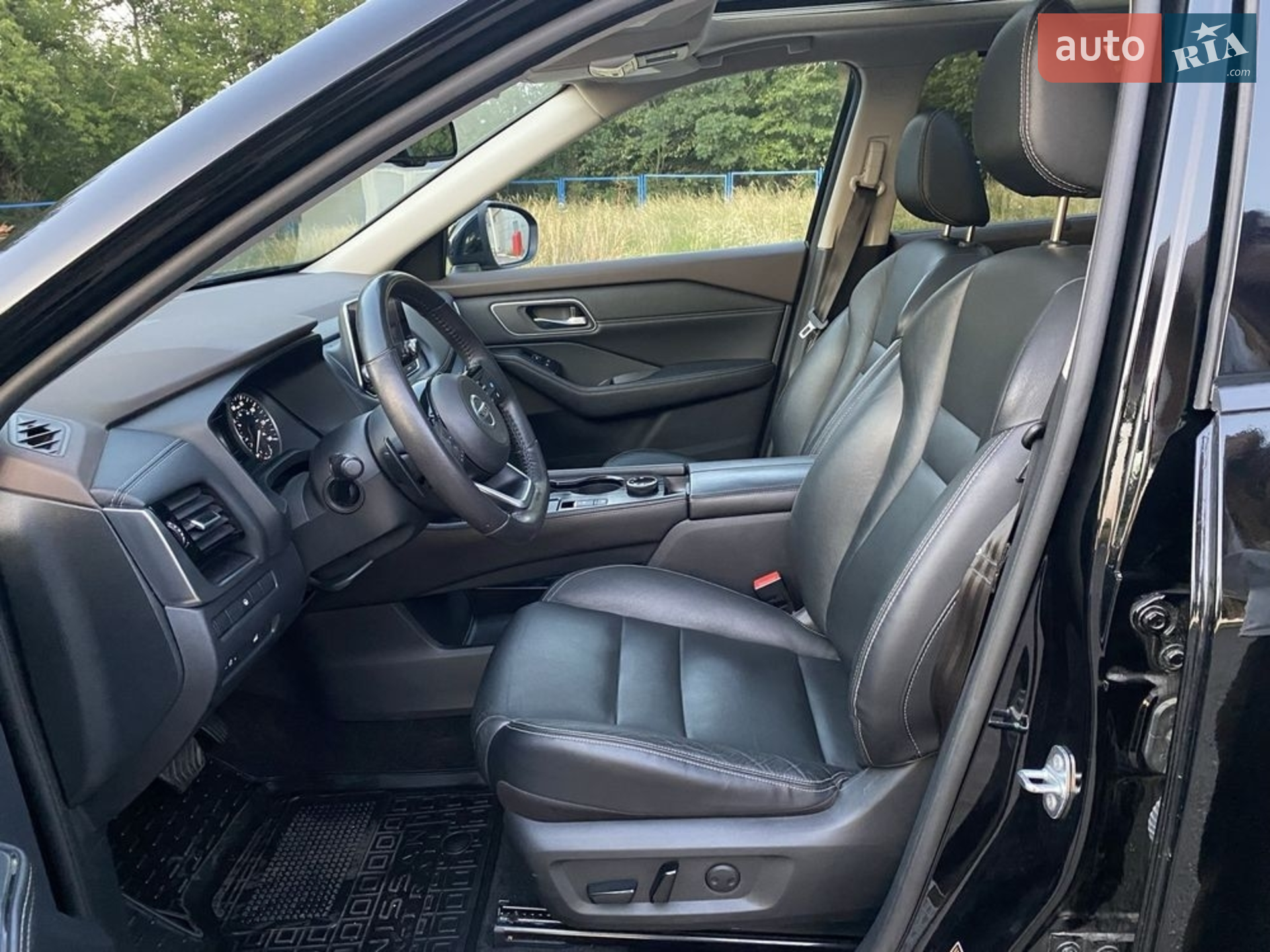 2021 Nissan Rogue - мініатюра 3