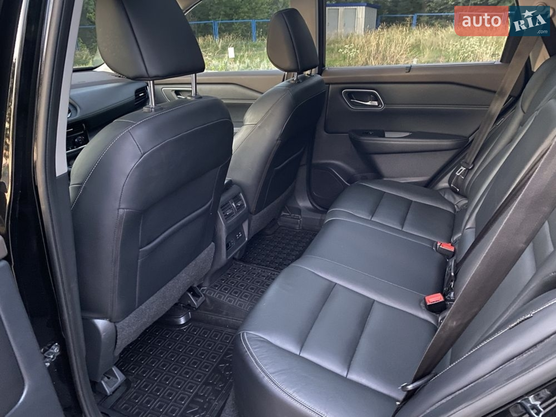 2021 Nissan Rogue - мініатюра 9