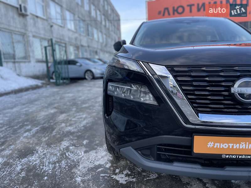Внедорожник / Кроссовер Nissan Rogue 2023 в Сумах