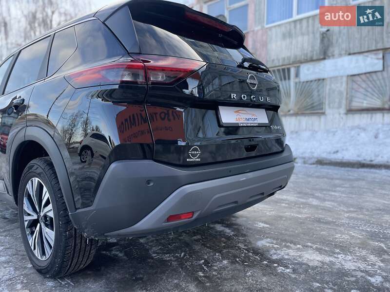 Внедорожник / Кроссовер Nissan Rogue 2023 в Сумах