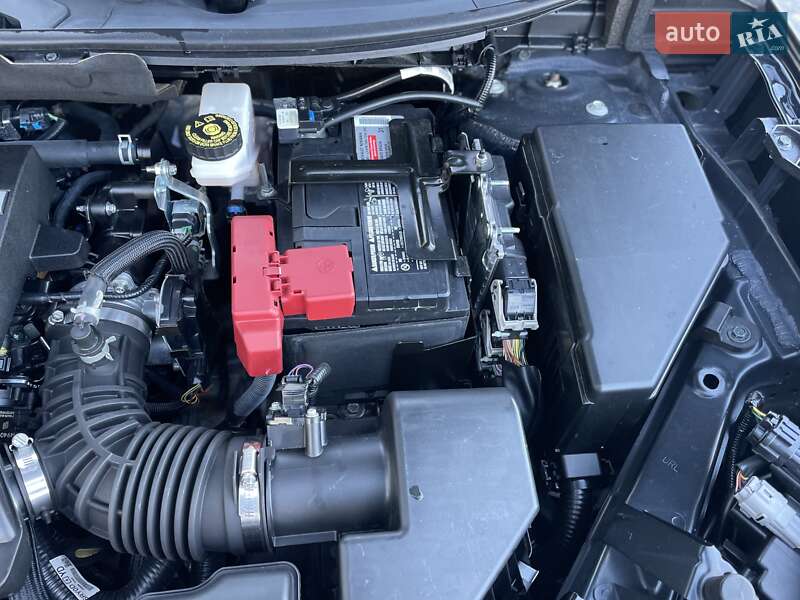 Внедорожник / Кроссовер Nissan Rogue 2023 в Сумах