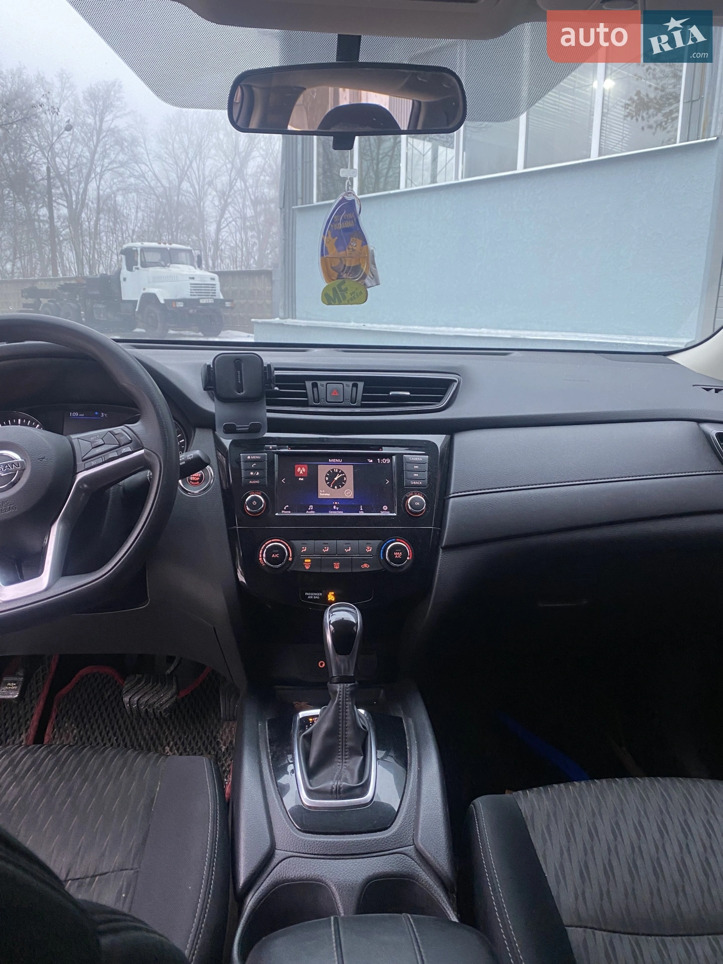 2017 Nissan Rogue - мініатюра 6