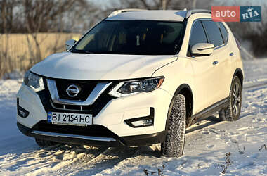 Позашляховик / Кросовер Nissan Rogue 2016 в Полтаві