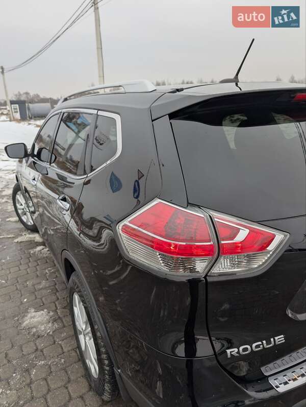 Внедорожник / Кроссовер Nissan Rogue 2014 в Львове