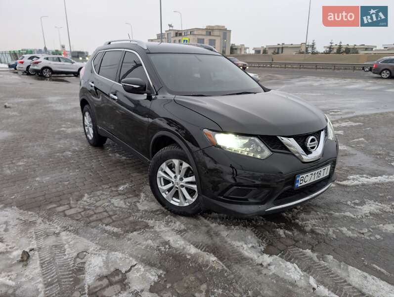 Внедорожник / Кроссовер Nissan Rogue 2014 в Львове
