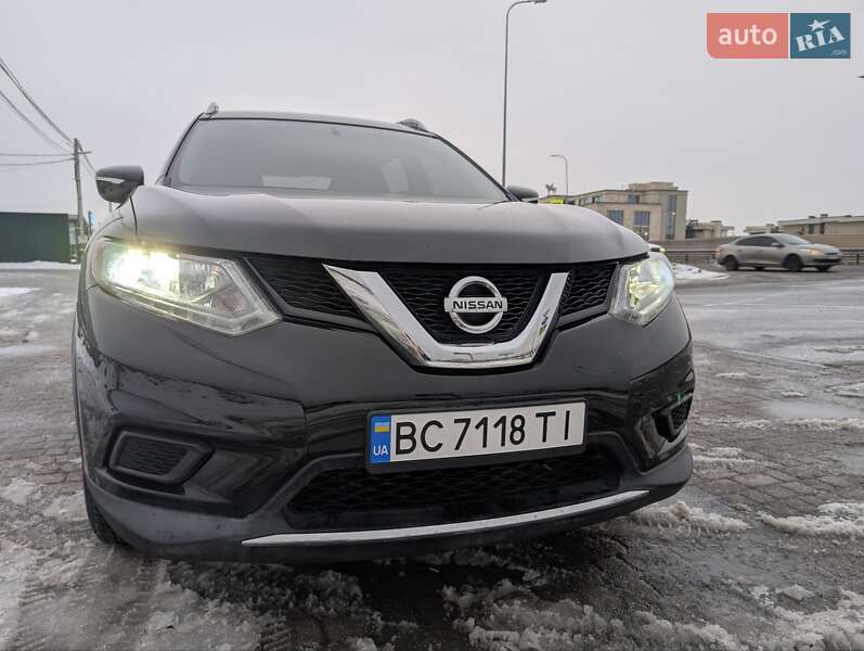 Внедорожник / Кроссовер Nissan Rogue 2014 в Львове