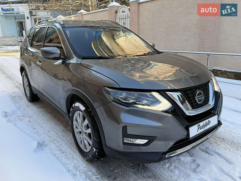 Позашляховик / Кросовер Nissan Rogue 2018 в Одесі