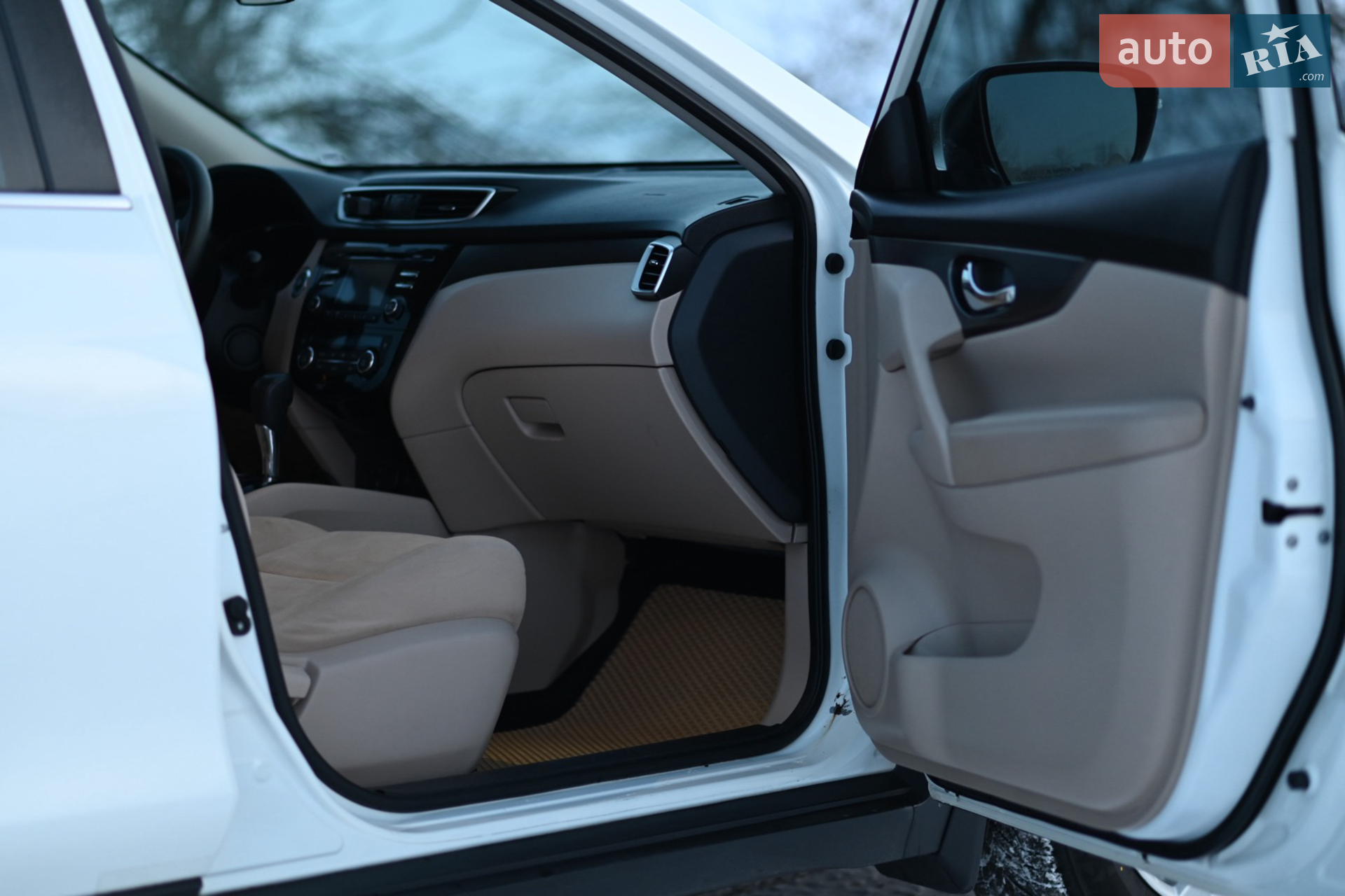 2016 Nissan Rogue - мініатюра 4