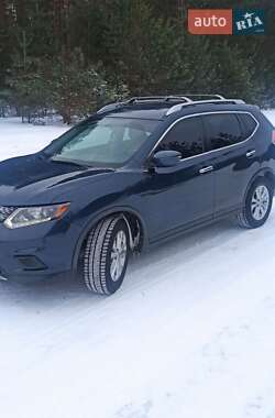 Позашляховик / Кросовер Nissan Rogue 2015 в Городні