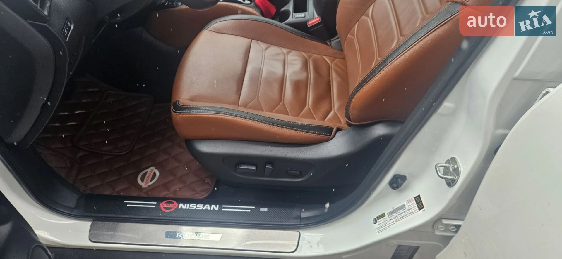 2018 Nissan Rogue - мініатюра 9