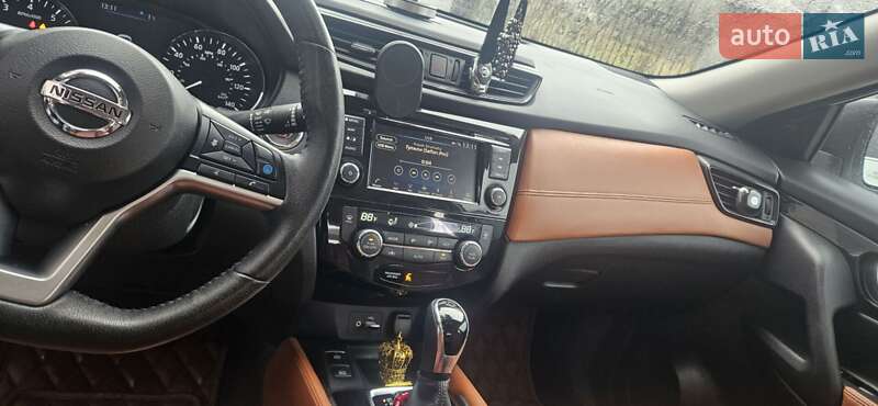 Позашляховик / Кросовер Nissan Rogue 2018 в Іршаві
