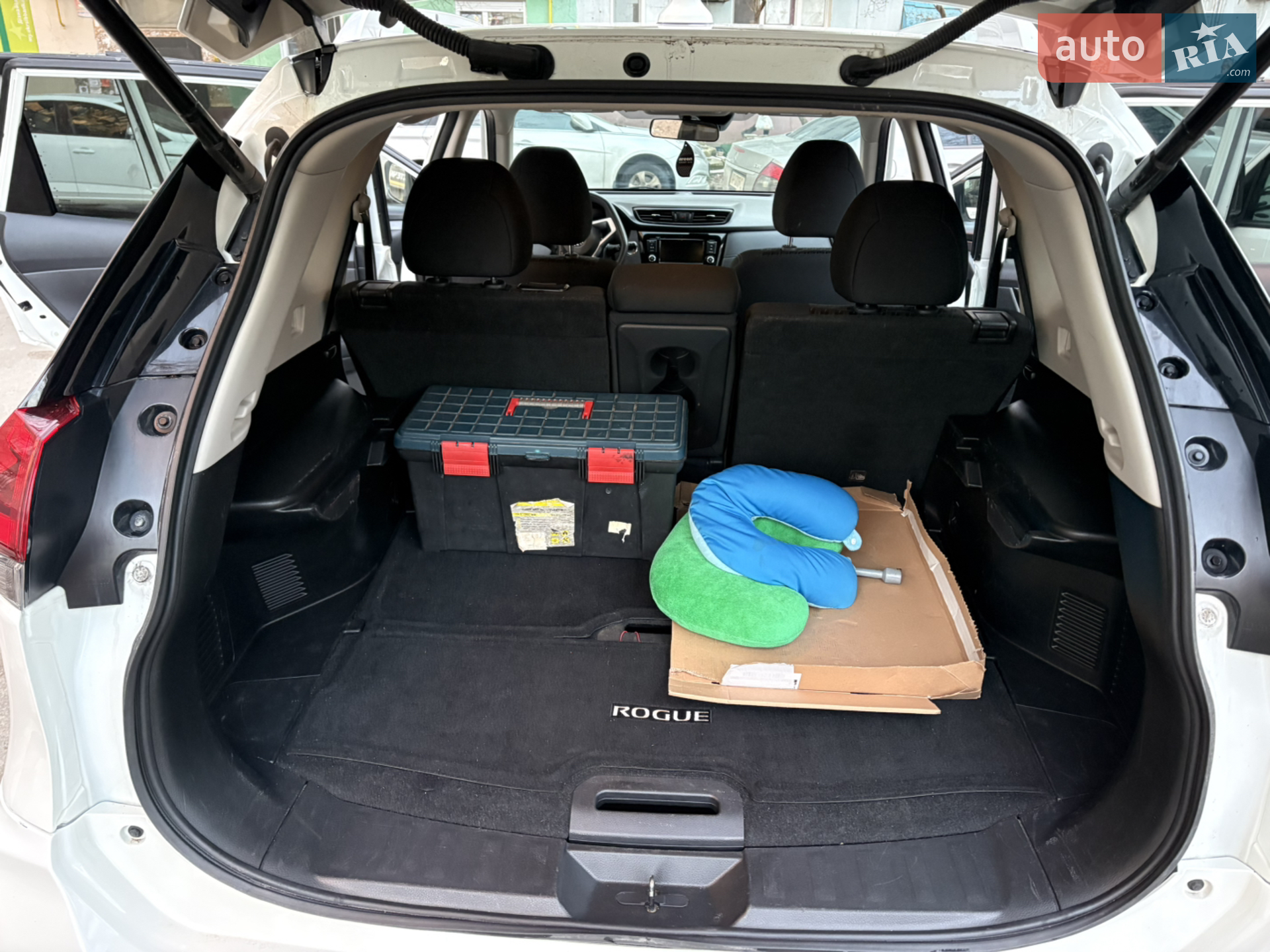 2019 Nissan Rogue - мініатюра 14