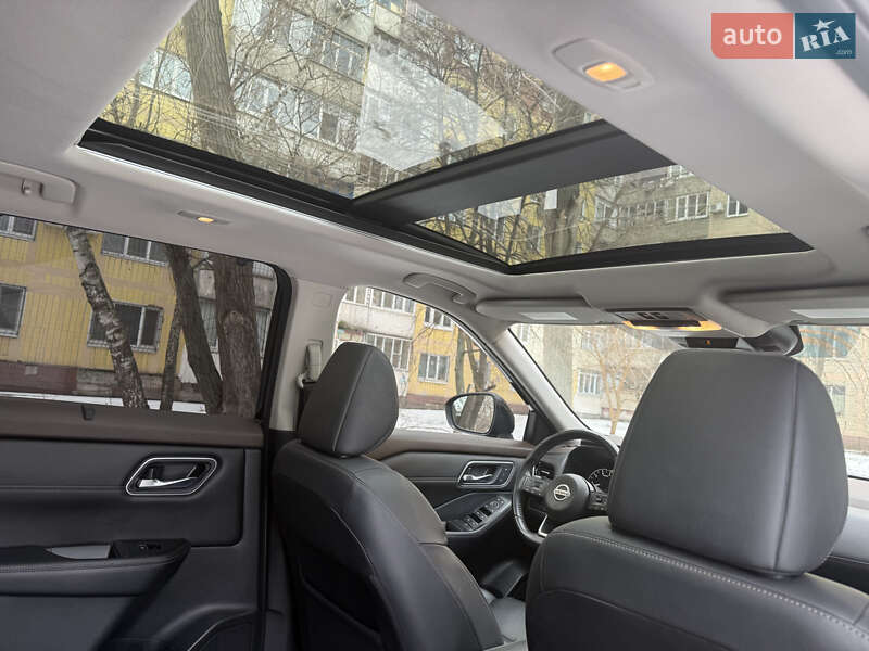 Внедорожник / Кроссовер Nissan Rogue 2021 в Днепре