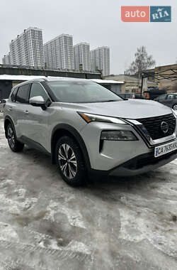 Внедорожник / Кроссовер Nissan Rogue 2021 в Киеве