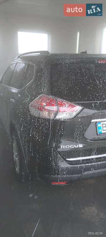 Внедорожник / Кроссовер Nissan Rogue 2016 в Буске
