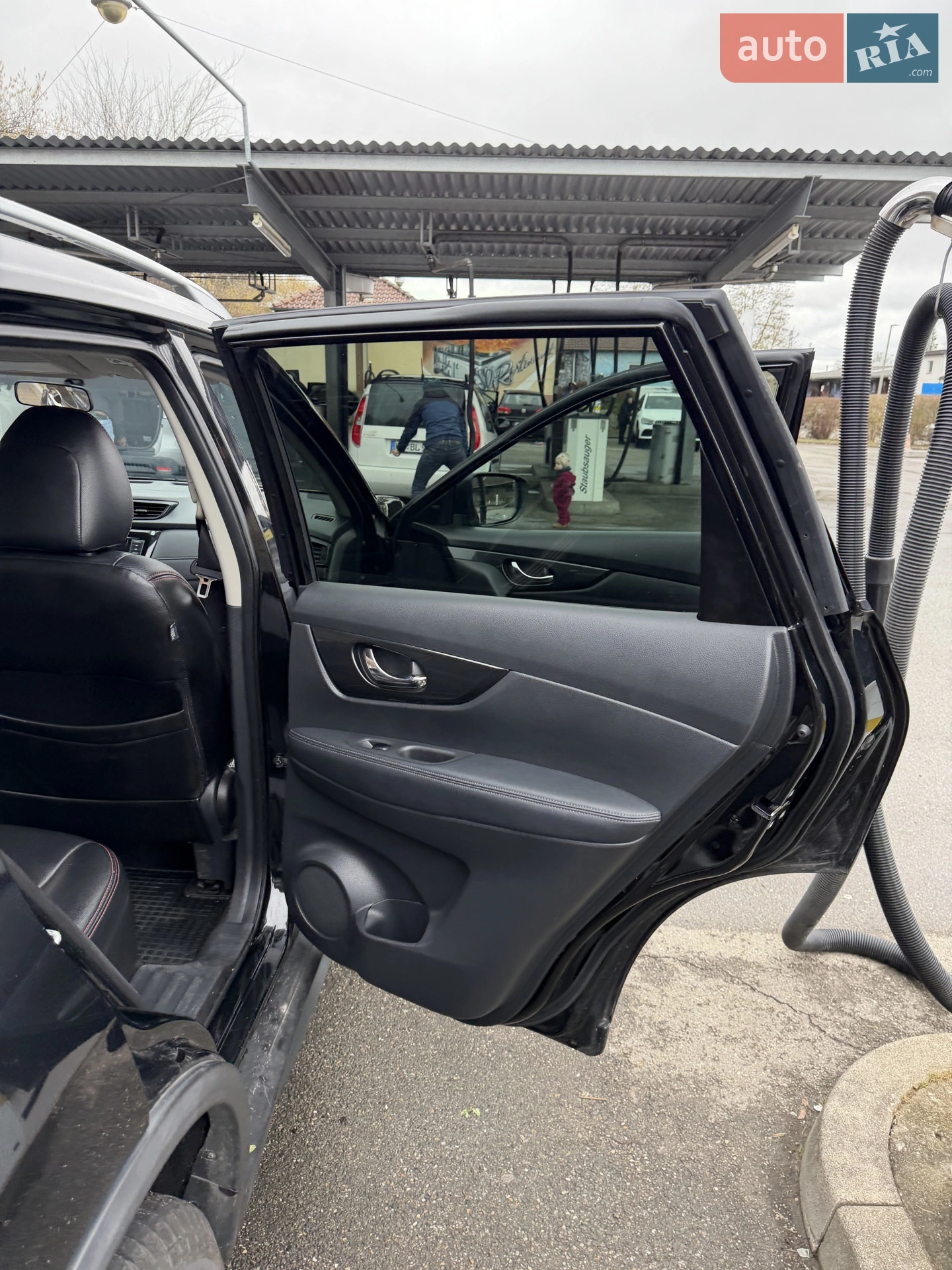 2018 Nissan Rogue - мініатюра 9