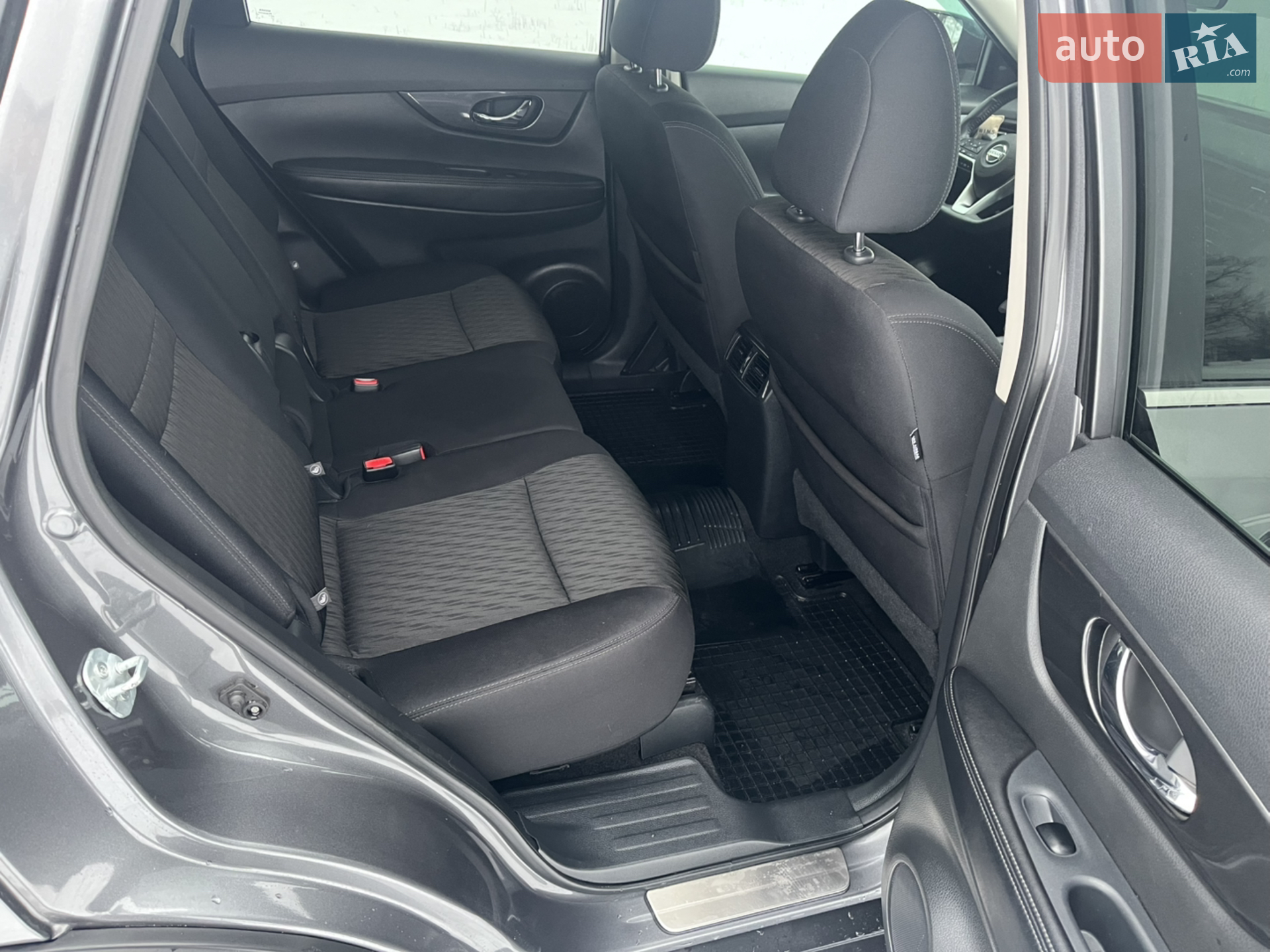 2017 Nissan Rogue - мініатюра 12