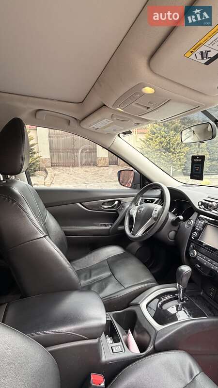 Позашляховик / Кросовер Nissan Rogue 2016 в Одесі